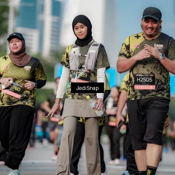 Runner Photo 6833355