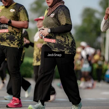 Runner Photo 6833368
