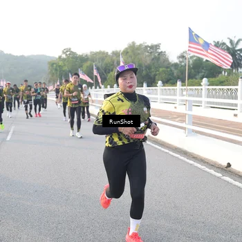 Runner Photo 6833371