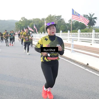 Runner Photo 6833375