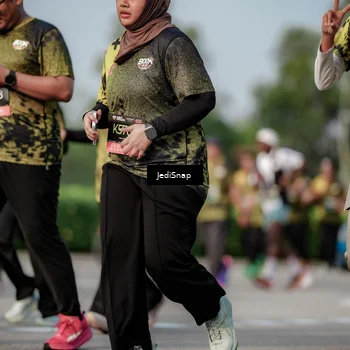 Runner Photo 6833377
