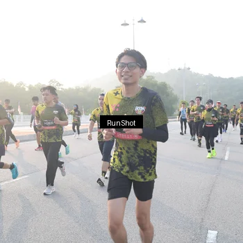 Runner Photo 6833397