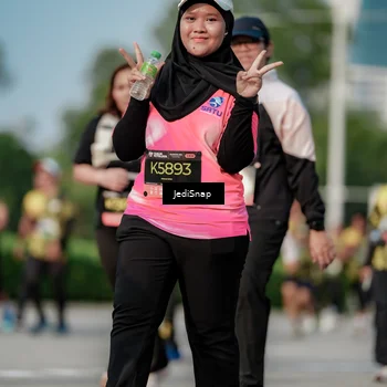 Runner Photo 6833400
