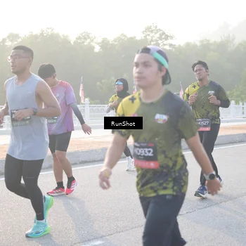 Runner Photo 6833407