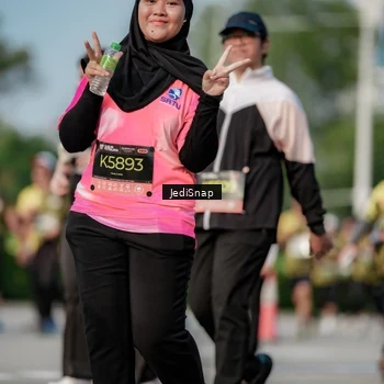 Runner Photo 6833414