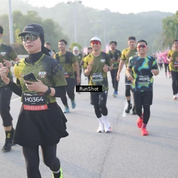 Runner Photo 6833420