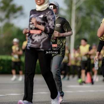 Runner Photo 6833421