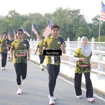 Runner Photo 6833434