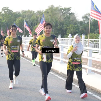 Runner Photo 6833440