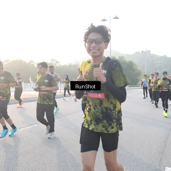 Runner Photo 6833442