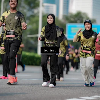Runner Photo 6833448