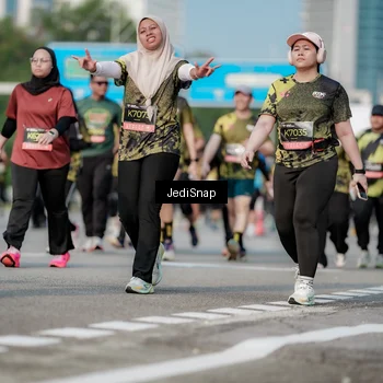 Runner Photo 6833463