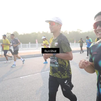Runner Photo 6833467