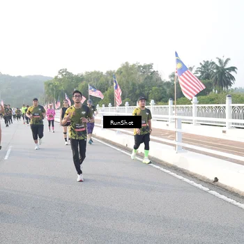 Runner Photo 6833478