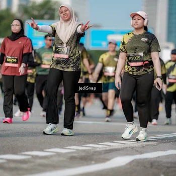 Runner Photo 6833496