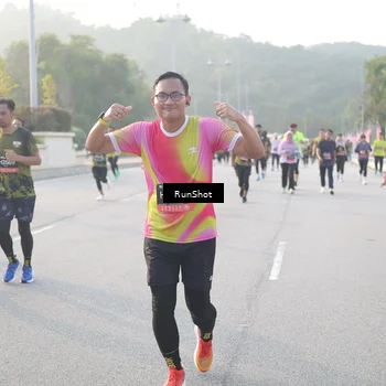 Runner Photo 6833503