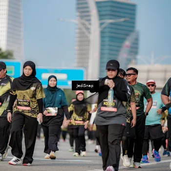 Runner Photo 6833506