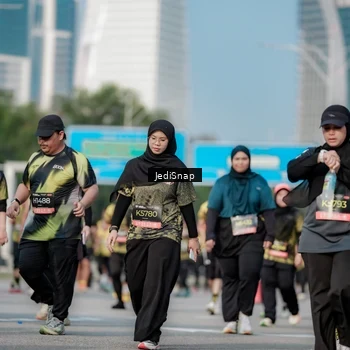 Runner Photo 6833514