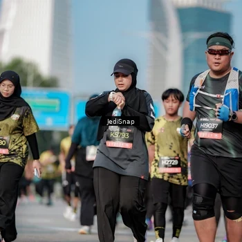 Runner Photo 6833515