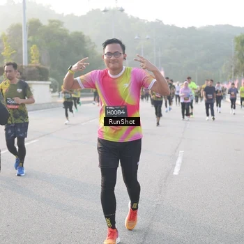 Runner Photo 6833536