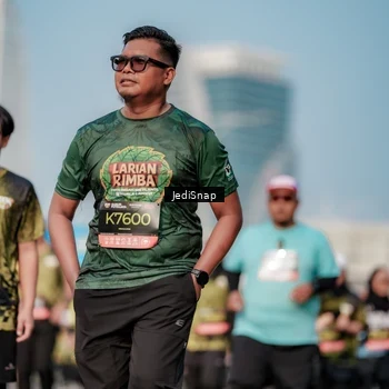 Runner Photo 6833543