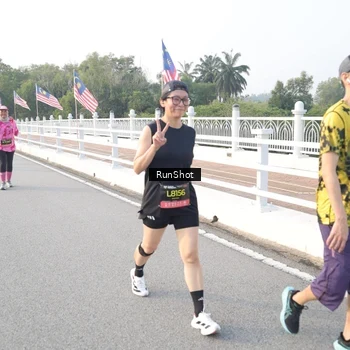 Runner Photo 6833548
