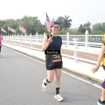 Runner Photo 6833550
