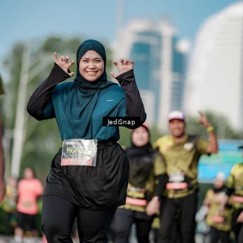 Runner Photo 6833559