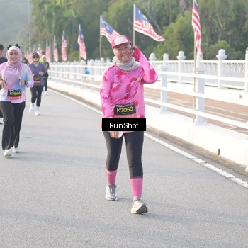 Runner Photo 6833575