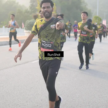 Runner Photo 6833603