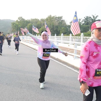Runner Photo 6833622