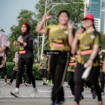 Runner Photo 6833630