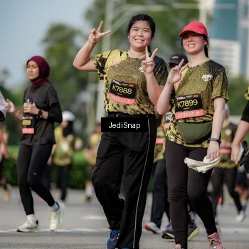 Runner Photo 6833637