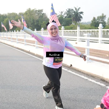 Runner Photo 6833639