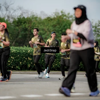 Runner Photo 6833640