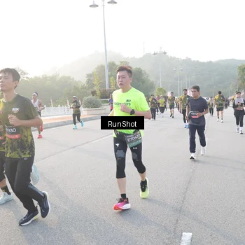 Runner Photo 6833651