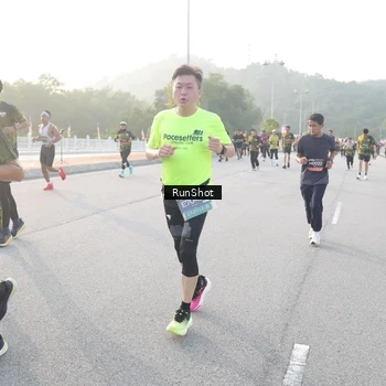 Runner Photo 6833659