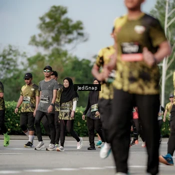 Runner Photo 6833663