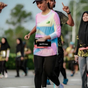 Runner Photo 6833671