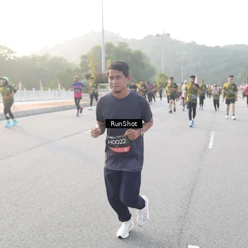 Runner Photo 6833676