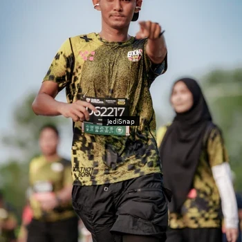 Runner Photo 6833683