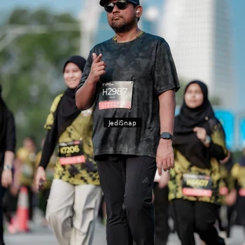 Runner Photo 6833691