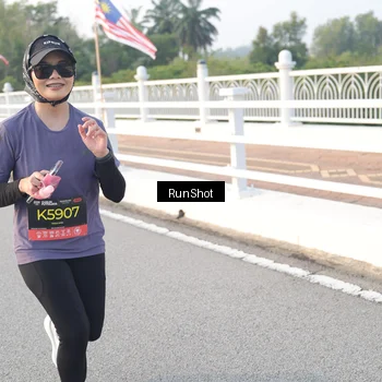 Runner Photo 6833697