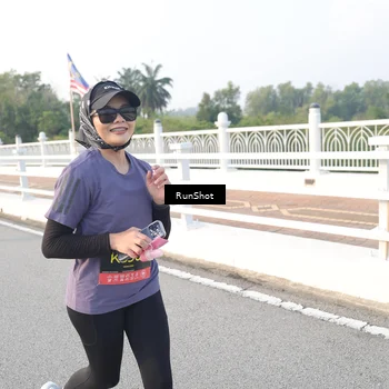 Runner Photo 6833705
