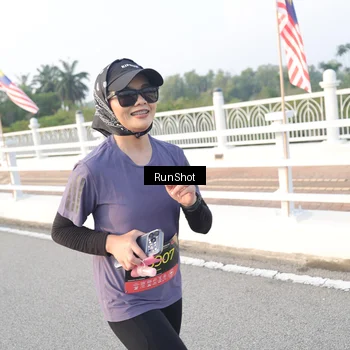 Runner Photo 6833713