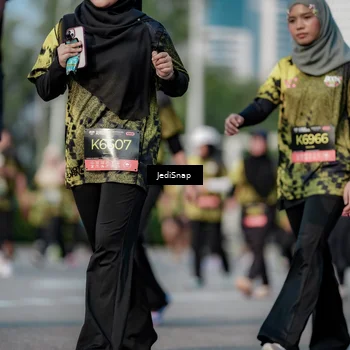 Runner Photo 6833717