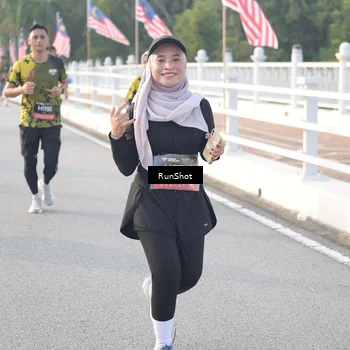 Runner Photo 6833738