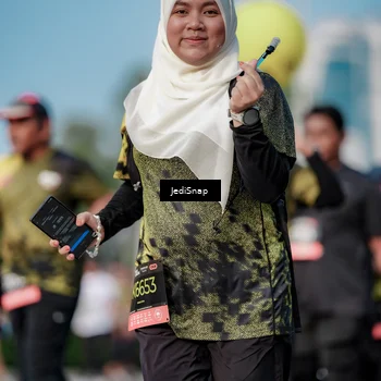 Runner Photo 6833756