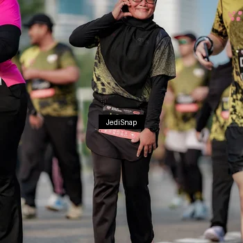 Runner Photo 6833765