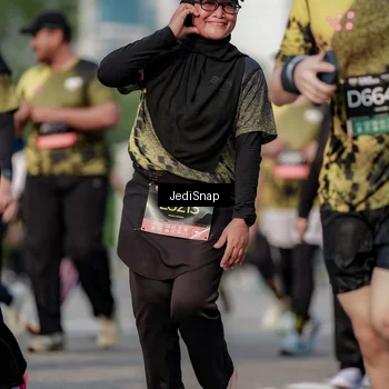 Runner Photo 6833770